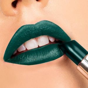 BNIB WINKY LUX LIP VELOUR MATTE LIPSTICK - MERMAID